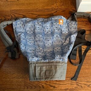 Tula Blue and White Swirl Carrier